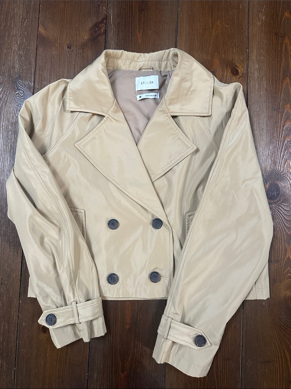 Stoosh Cropped Double-Breasted Trench Coat in Light Beige